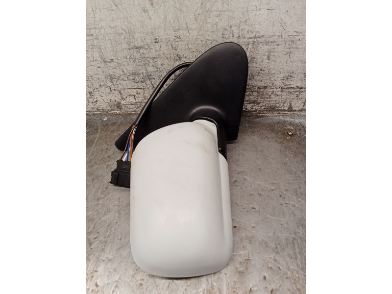 Recambio de retrovisor derecho para volkswagen polo berlina (6n1) air referencia OEM IAM  ELECTRICO  Recambio de retrovisor derecho para volkswagen polo berlina (6n1) air referencia OEM IAM  ELECTRICO