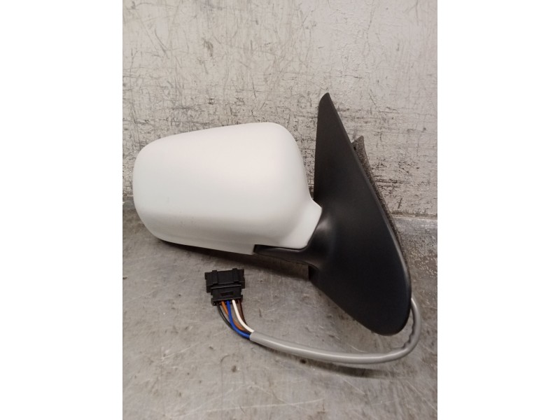 Recambio de retrovisor derecho para volkswagen polo berlina (6n1) air referencia OEM IAM  ELÉCTRICO  Recambio de retrovisor derecho para volkswagen polo berlina (6n1) air referencia OEM IAM  ELÉCTRICO