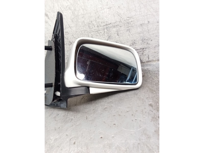 Recambio de retrovisor derecho para volkswagen polo berlina (6n1) air referencia OEM IAM  ELÉCTRICO  Recambio de retrovisor derecho para volkswagen polo berlina (6n1) air referencia OEM IAM  ELÉCTRICO