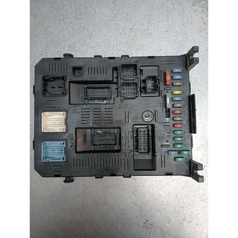 Recambio de caja reles / fusibles para citroën c4 i (lc_) 1.6 hdi referencia OEM IAM 9661940480  