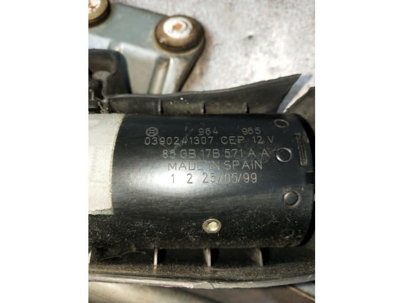 Recambio de motor limpia delantero para ford escort classic (aal, abl) 1.8 td referencia OEM IAM 0390241307 85GB17B571A 