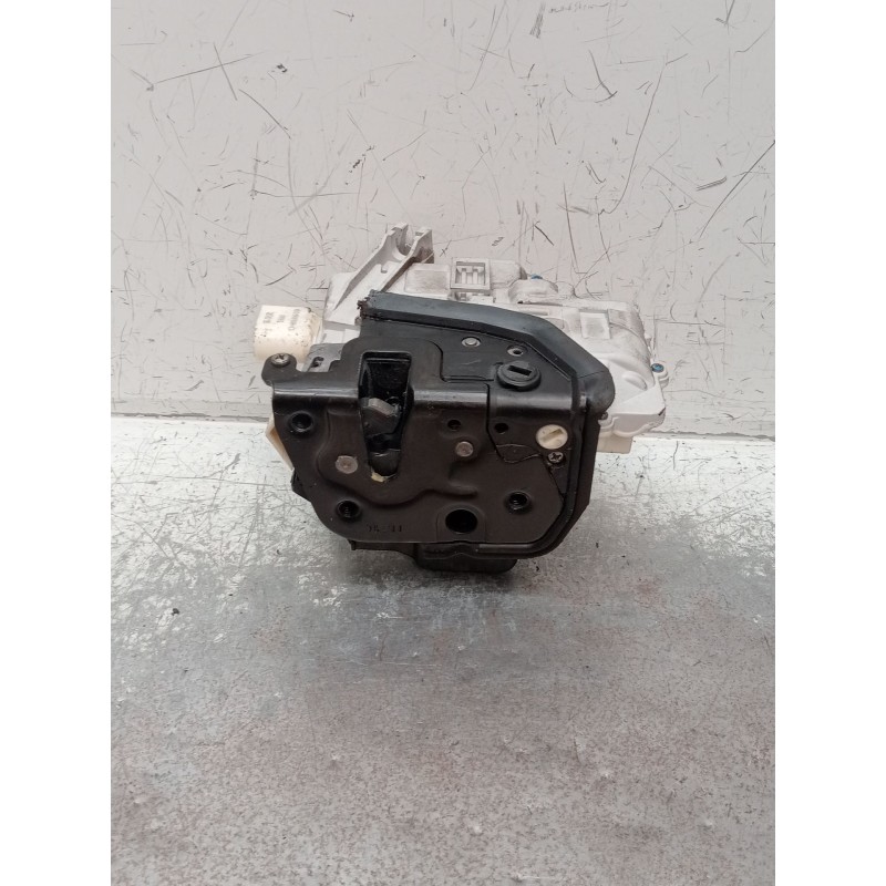 Recambio de motor cierre centralizado delantero derecho para seat exeo (3r2) 2.0 tdi referencia OEM IAM 8E0839016AA 4P 