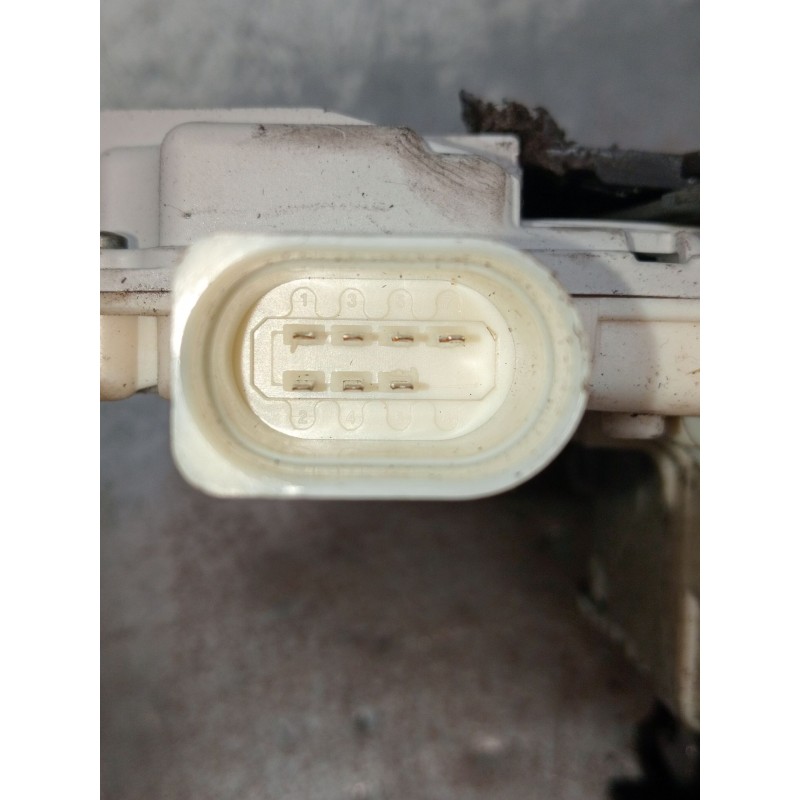 Recambio de motor cierre centralizado delantero derecho para seat exeo (3r2) 2.0 tdi referencia OEM IAM 8E0839016AA 4P 