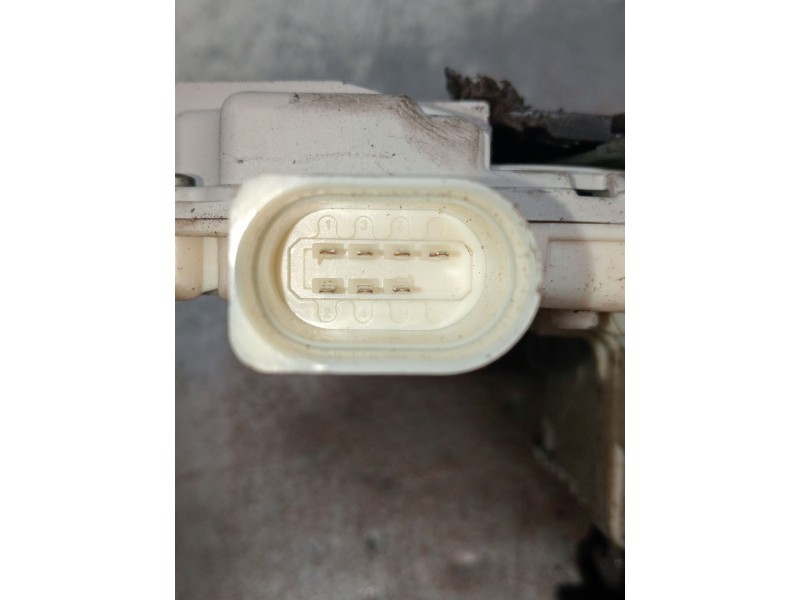 Recambio de motor cierre centralizado delantero derecho para seat exeo (3r2) 2.0 tdi referencia OEM IAM 8E0839016AA 4P 