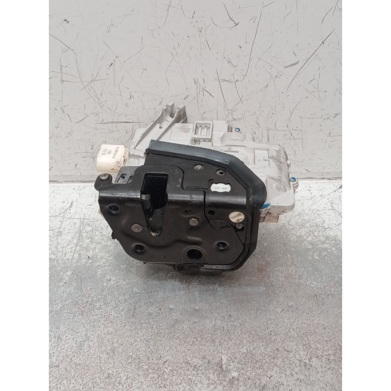 Recambio de motor cierre centralizado delantero izquierdo para seat exeo (3r2) 2.0 tdi referencia OEM IAM 8E1837016AA 4P 