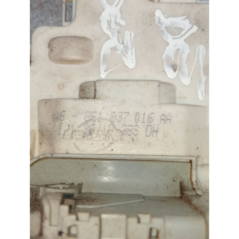 Recambio de motor cierre centralizado delantero izquierdo para seat exeo (3r2) 2.0 tdi referencia OEM IAM 8E1837016AA 4P 