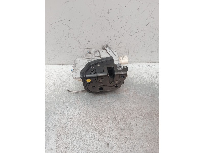 Recambio de motor cierre centralizado trasero izquierdo para seat exeo (3r2) 2.0 tdi referencia OEM IAM 8R0838015 4R 