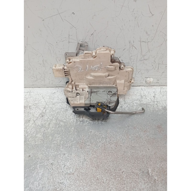 Recambio de motor cierre centralizado trasero izquierdo para seat exeo (3r2) 2.0 tdi referencia OEM IAM 8R0838015 4R 