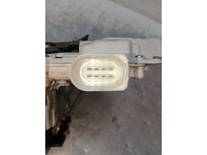 Recambio de motor cierre centralizado trasero izquierdo para seat exeo (3r2) 2.0 tdi referencia OEM IAM 8R0838015 4R 