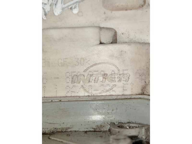 Recambio de motor cierre centralizado trasero izquierdo para seat exeo (3r2) 2.0 tdi referencia OEM IAM 8R0838015 4R 