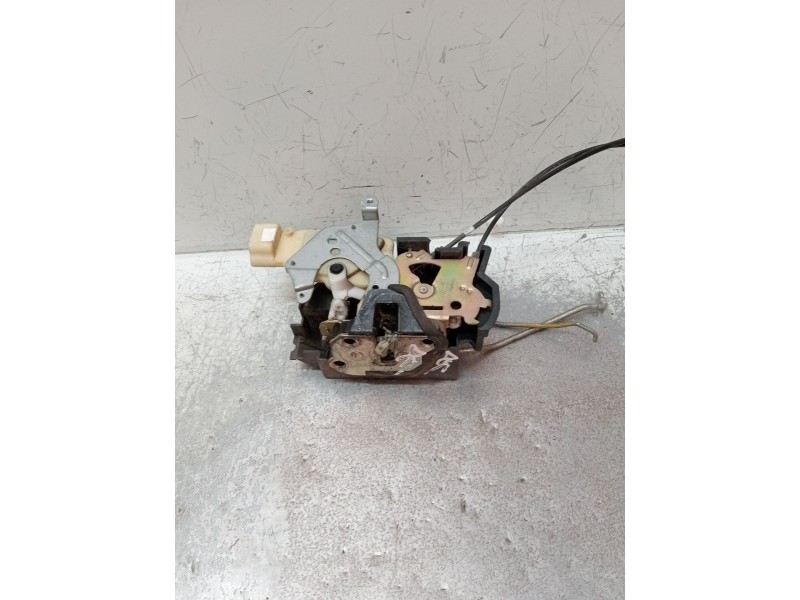 Recambio de motor cierre centralizado delantero derecho para isuzu d-max i (tfr, tfs) 3.0 ditd 4x4 (tfs77h) referencia OEM IAM  