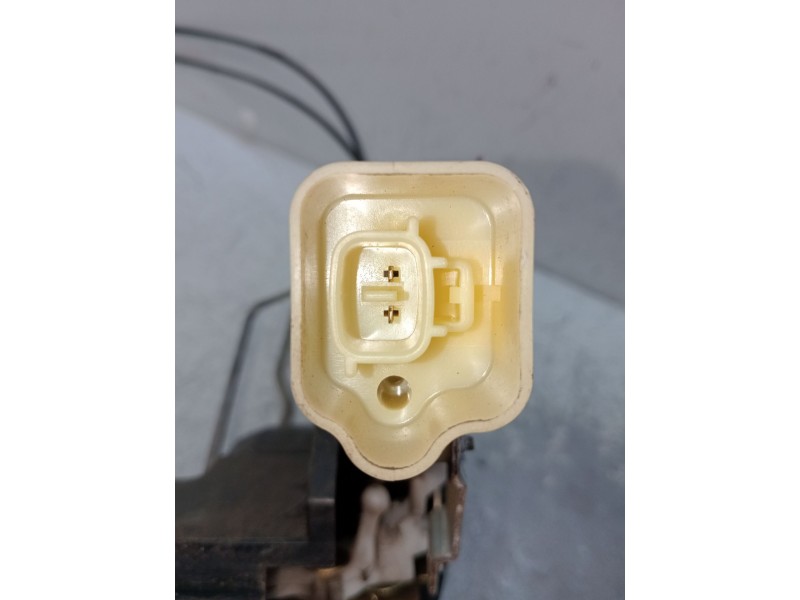 Recambio de motor cierre centralizado delantero derecho para isuzu d-max i (tfr, tfs) 3.0 ditd 4x4 (tfs77h) referencia OEM IAM  