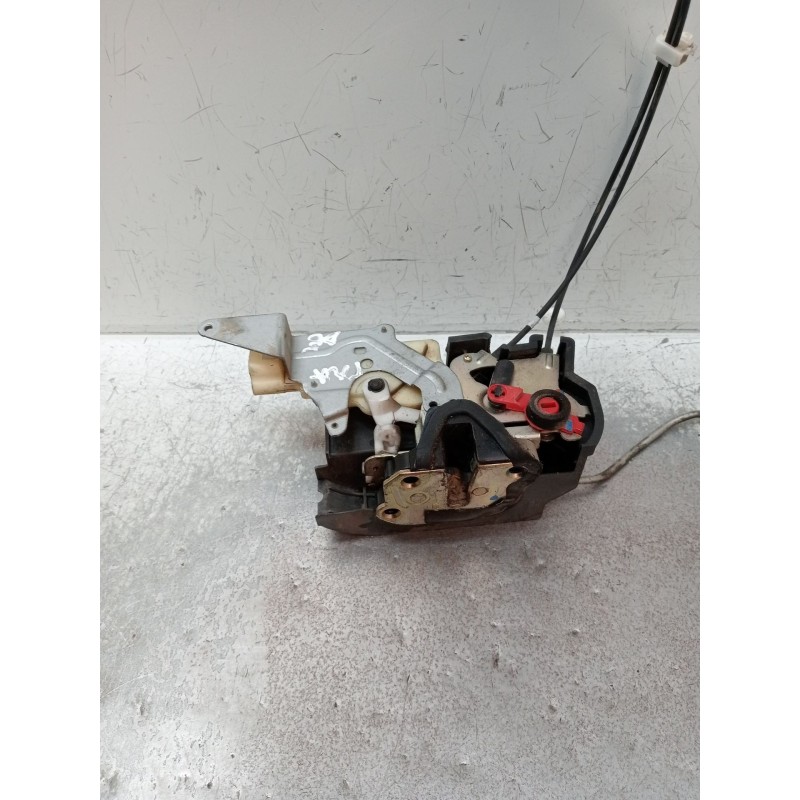 Recambio de motor cierre centralizado trasero derecho para isuzu d-max i (tfr, tfs) 3.0 ditd 4x4 (tfs77h) referencia OEM IAM  4P