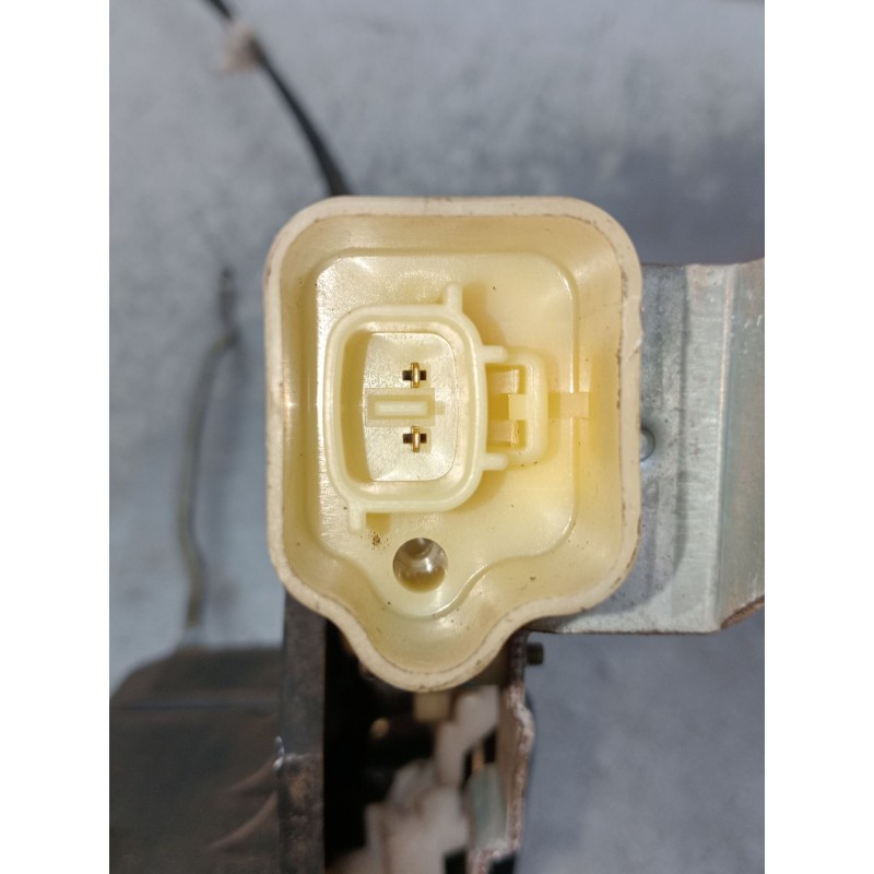 Recambio de motor cierre centralizado trasero derecho para isuzu d-max i (tfr, tfs) 3.0 ditd 4x4 (tfs77h) referencia OEM IAM  4P