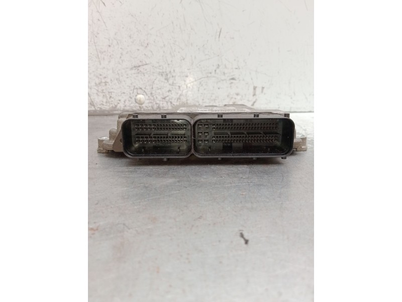 Recambio de centralita motor uce para hyundai santa fé ii (cm) 2.2 crdi referencia OEM IAM 0281013584 3911327825 1039S16561