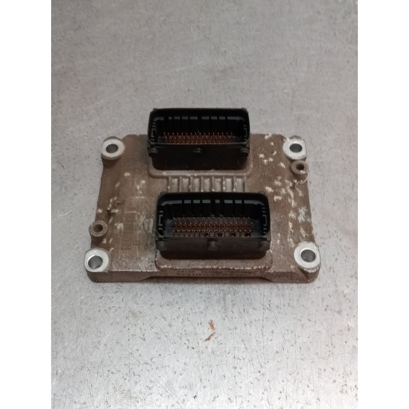 Recambio de centralita motor uce para fiat stilo (192_) 1.4 16v (192axh1b, 192bxh1b) referencia OEM IAM 0261208204 1039S04981 00