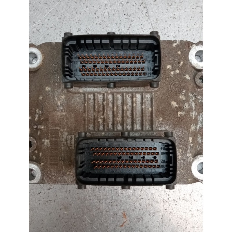 Recambio de centralita motor uce para fiat stilo (192_) 1.4 16v (192axh1b, 192bxh1b) referencia OEM IAM 0261208204 1039S04981 00