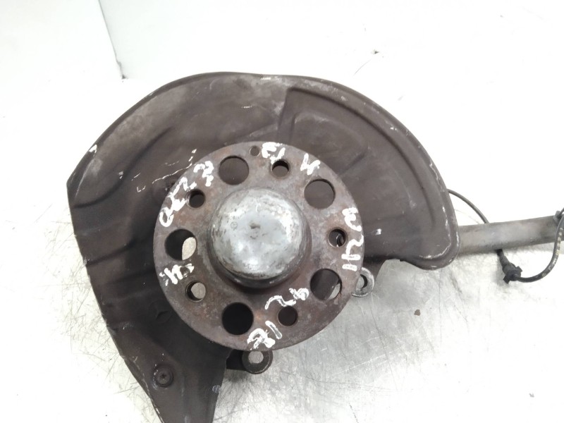Recambio de mangueta delantera izquierda para mercedes clase e (w211) berlina e 270 cdi (211.016) referencia OEM IAM   