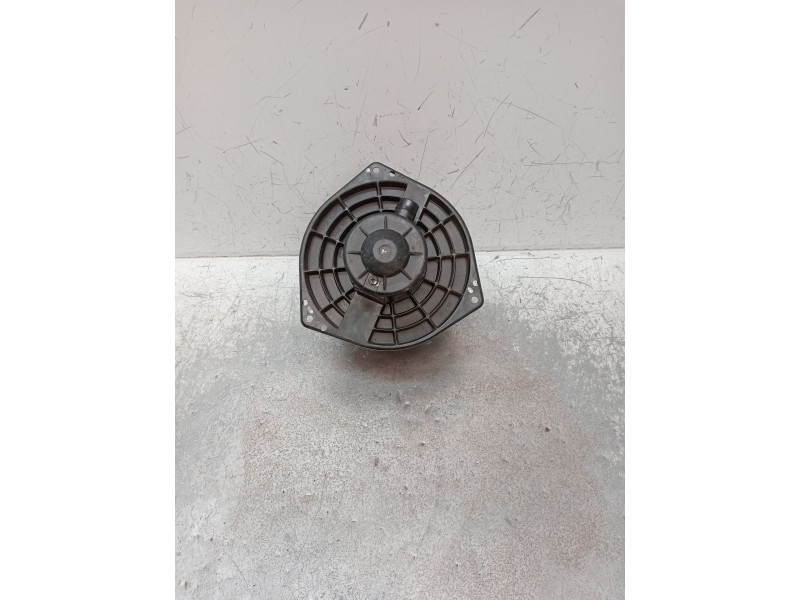 Recambio de motor calefaccion para isuzu d-max i (tfr, tfs) 3.0 ditd 4x4 (tfs77h) referencia OEM IAM 3L04130370  