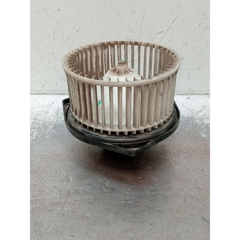 Recambio de motor calefaccion para isuzu d-max i (tfr, tfs) 3.0 ditd 4x4 (tfs77h) referencia OEM IAM 3L04130370  