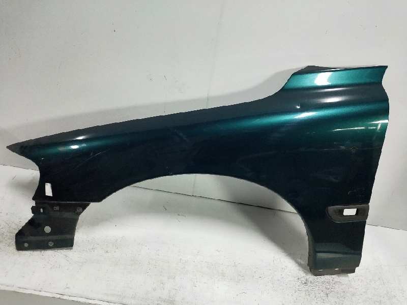 Recambio de aleta delantera izquierda para volvo v70 familiar 2.5 turbodiesel referencia OEM IAM   