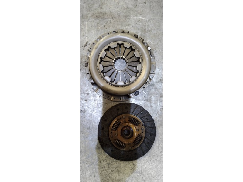 Recambio de kit embrague para kia rio ipanema berlina referencia OEM IAM   
