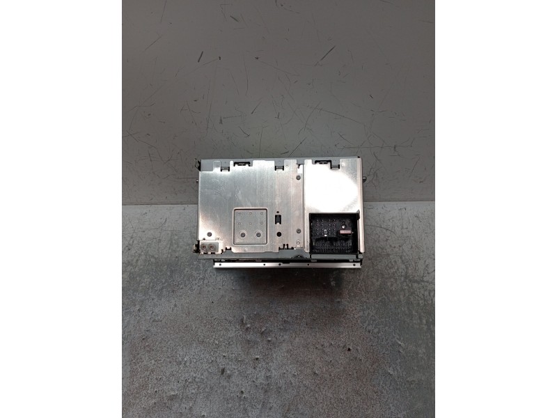 Recambio de sistema audio / radio cd para seat exeo (3r2) 2.0 tdi referencia OEM IAM 7640238366 3R0035186B 