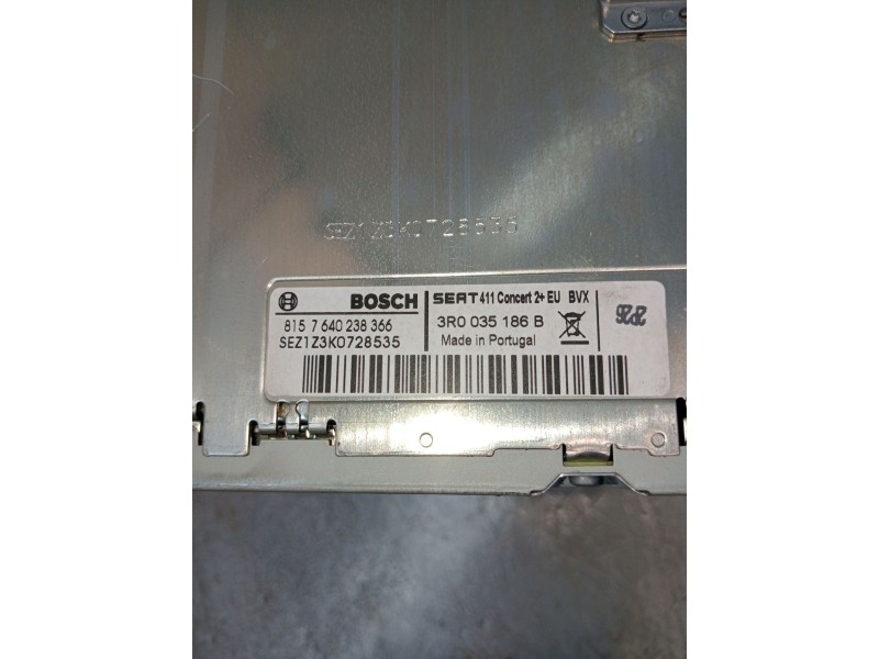 Recambio de sistema audio / radio cd para seat exeo (3r2) 2.0 tdi referencia OEM IAM 7640238366 3R0035186B 