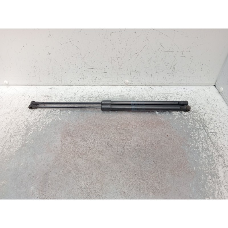 Recambio de amortiguadores maletero / porton para seat leon (1p1) 2.0 tdi 16v referencia OEM IAM 1P0827550  