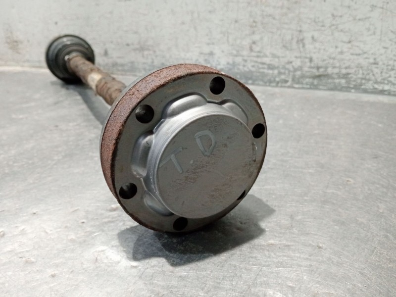 Recambio de transmision trasera derecha para volkswagen touareg (7la) tdi v6 referencia OEM IAM 7L0501201  