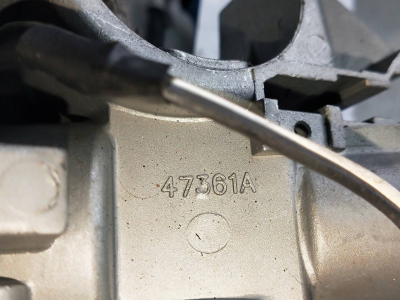 Recambio de conmutador de arranque para kia carnival ii 2.5 v6 ex referencia OEM IAM 47361A  