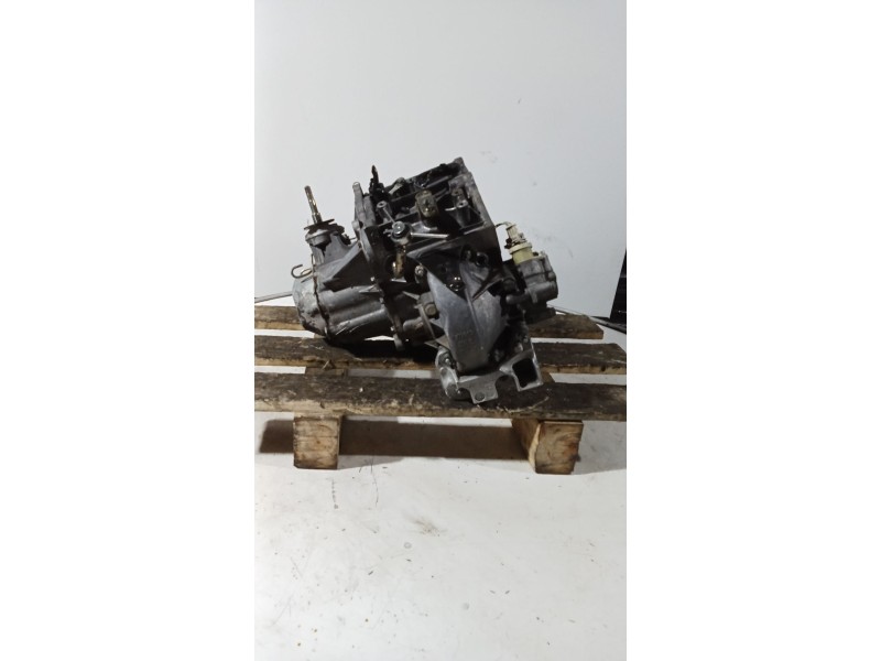 Recambio de caja cambios para peugeot partner monospace (5_, g_) 2.0 hdi referencia OEM IAM 20DM50 5v 5376620A