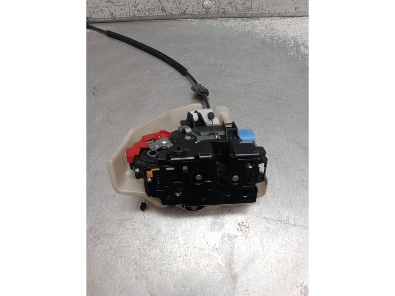 Recambio de motor cierre centralizado trasero izquierdo para volkswagen golf v berlina (1k1) gt sport referencia OEM IAM  5P 