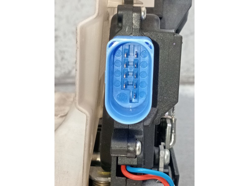 Recambio de motor cierre centralizado delantero derecho para volkswagen golf v berlina (1k1) gt sport referencia OEM IAM  5P 