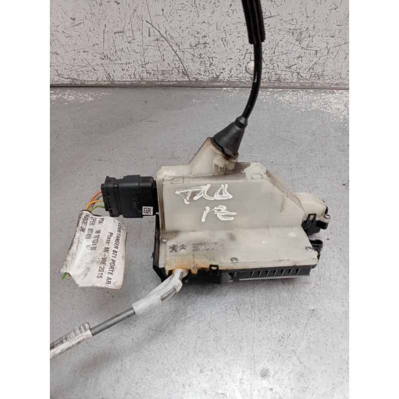 Recambio de motor cierre centralizado trasero izquierdo para citroën c4 ii (nc_) 1.6 bluehdi 100 referencia OEM IAM 9685351930  