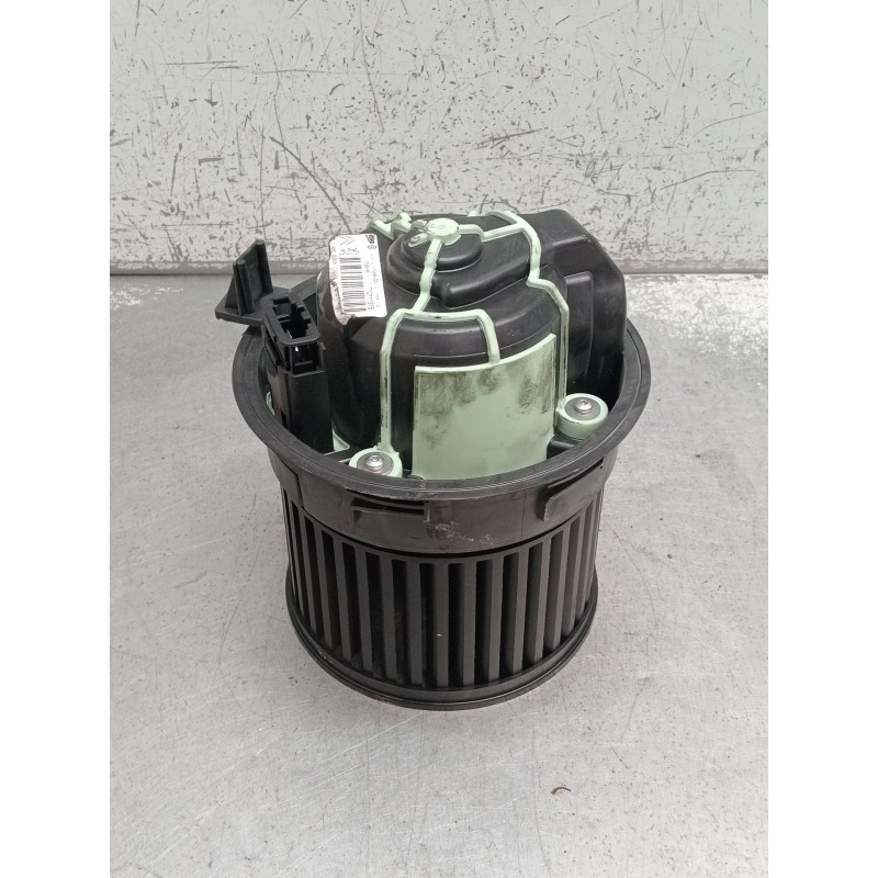 Recambio de motor calefaccion para citroën c4 ii (nc_) 1.6 bluehdi 100 referencia OEM IAM T1011131B 567046003005 