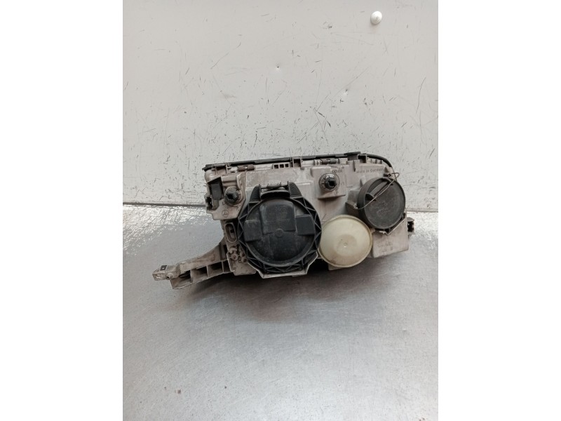 Recambio de faro izquierdo para mercedes-benz clase c (w202) c 180 (202.018) referencia OEM IAM 0301082201 A2028202361 