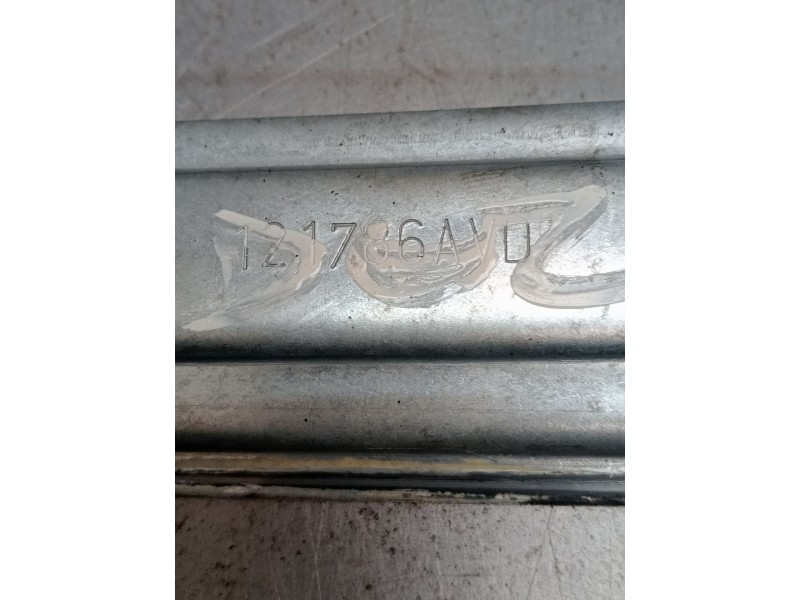 Recambio de elevalunas delantero derecho para citroën c4 ii (nc_) 1.6 bluehdi 100 referencia OEM IAM 121786AVD  