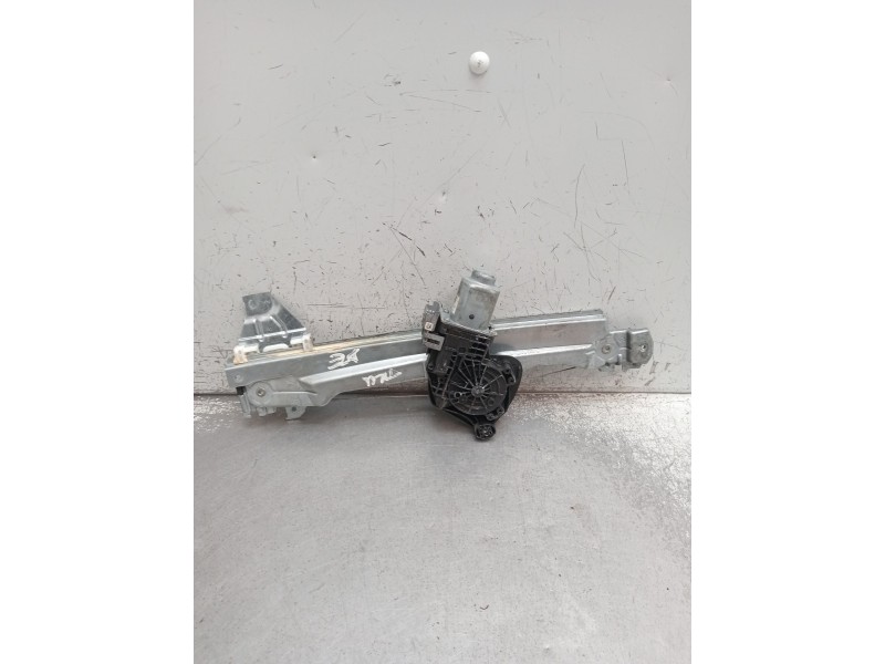 Recambio de elevalunas trasero derecho para citroën c4 ii (nc_) 1.6 bluehdi 100 referencia OEM IAM 121796ARD  