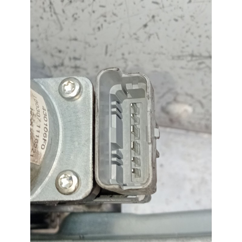 Recambio de elevalunas trasero derecho para citroën c4 ii (nc_) 1.6 bluehdi 100 referencia OEM IAM 121796ARD  