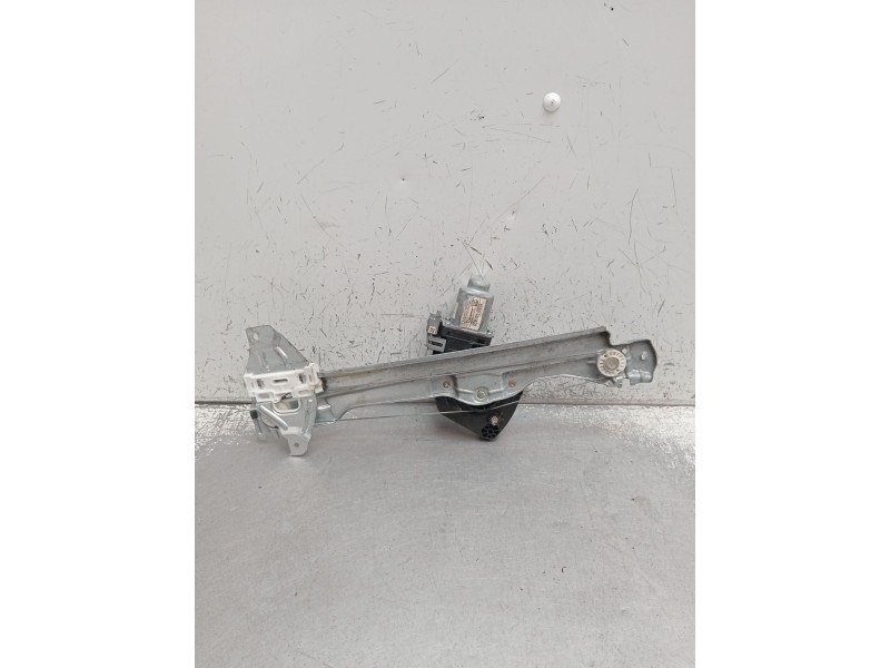 Recambio de elevalunas trasero izquierdo para citroën c4 ii (nc_) 1.6 bluehdi 100 referencia OEM IAM 121797ARG  