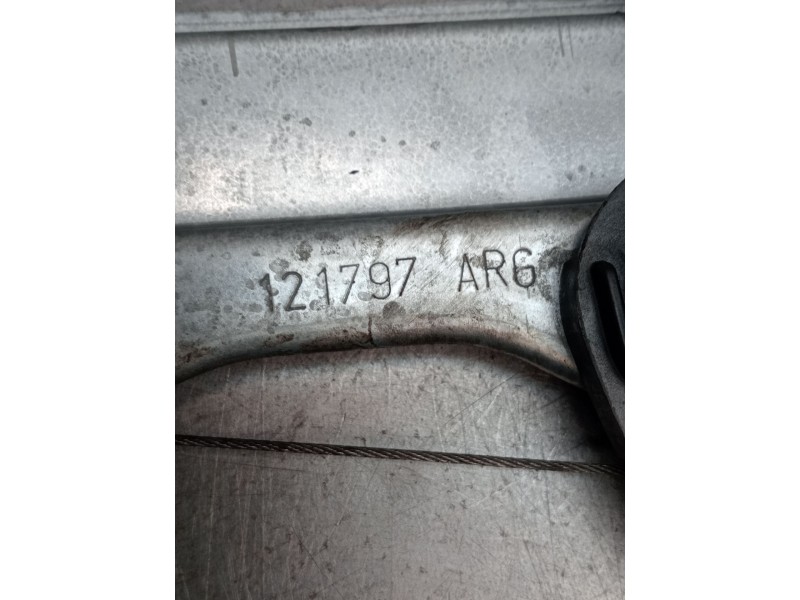 Recambio de elevalunas trasero izquierdo para citroën c4 ii (nc_) 1.6 bluehdi 100 referencia OEM IAM 121797ARG  