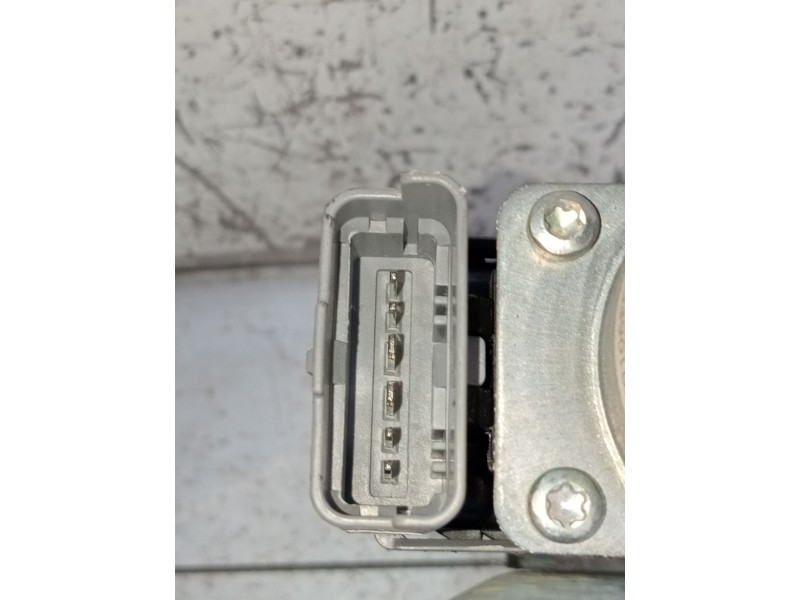 Recambio de elevalunas delantero izquierdo para citroën c4 ii (nc_) 1.6 bluehdi 100 referencia OEM IAM 121787AVG  