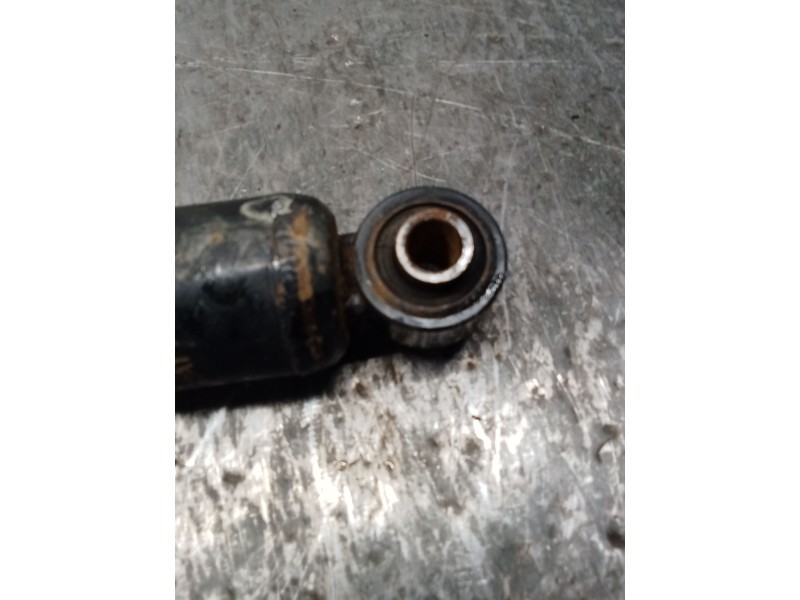 Recambio de amortiguador delantero izquierdo para isuzu d-max i (tfr, tfs) 3.0 ditd 4x4 (tfs77h) referencia OEM IAM 8973722870  