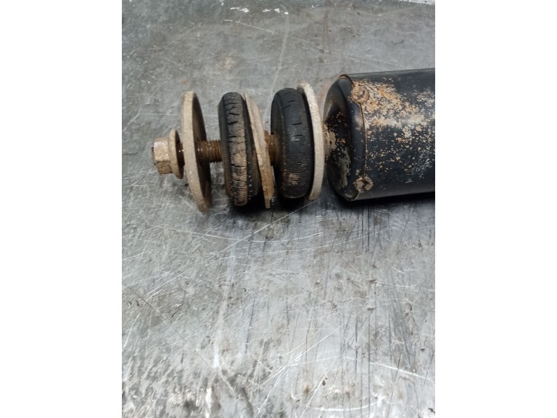 Recambio de amortiguador delantero izquierdo para isuzu d-max i (tfr, tfs) 3.0 ditd 4x4 (tfs77h) referencia OEM IAM 8973722870  