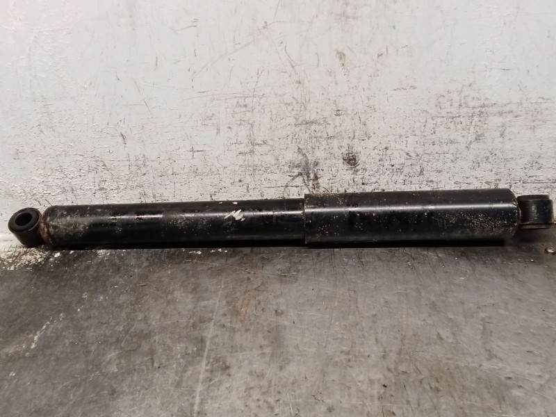 Recambio de amortiguador trasero derecho para isuzu d-max i (tfr, tfs) 3.0 ditd 4x4 (tfs77h) referencia OEM IAM 8973685990  