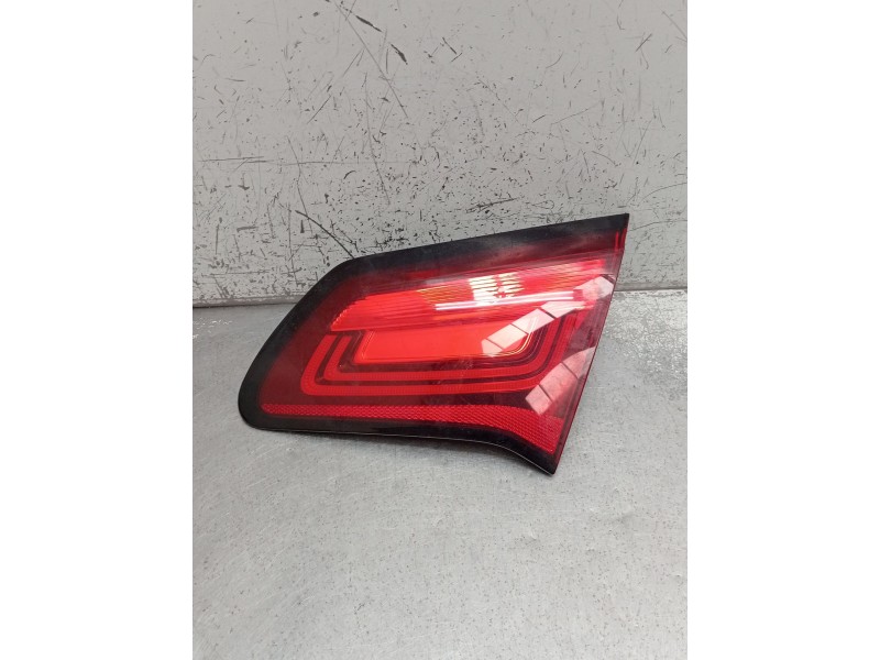 Recambio de piloto trasero derecho interior para citroën c4 ii (nc_) 1.6 bluehdi 100 referencia OEM IAM 9808624780  