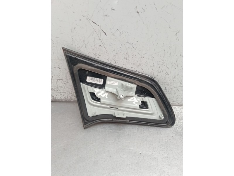 Recambio de piloto trasero derecho interior para citroën c4 ii (nc_) 1.6 bluehdi 100 referencia OEM IAM 9808624780  