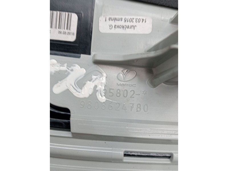 Recambio de piloto trasero derecho interior para citroën c4 ii (nc_) 1.6 bluehdi 100 referencia OEM IAM 9808624780  