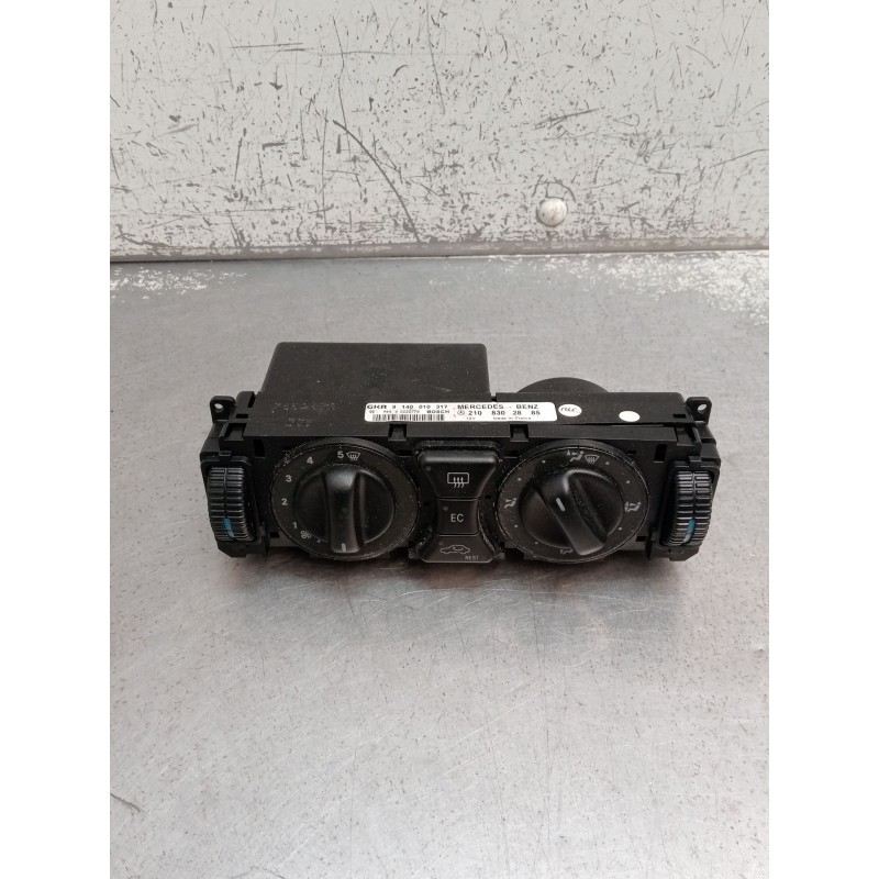 Recambio de mando calefaccion / aire acondicionado para mercedes-benz clase c (w202) c 180 (202.018) referencia OEM IAM 21083028